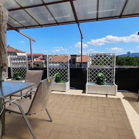 Appartement Tiziana Attico E Terrazzo à Turin Extérieur photo