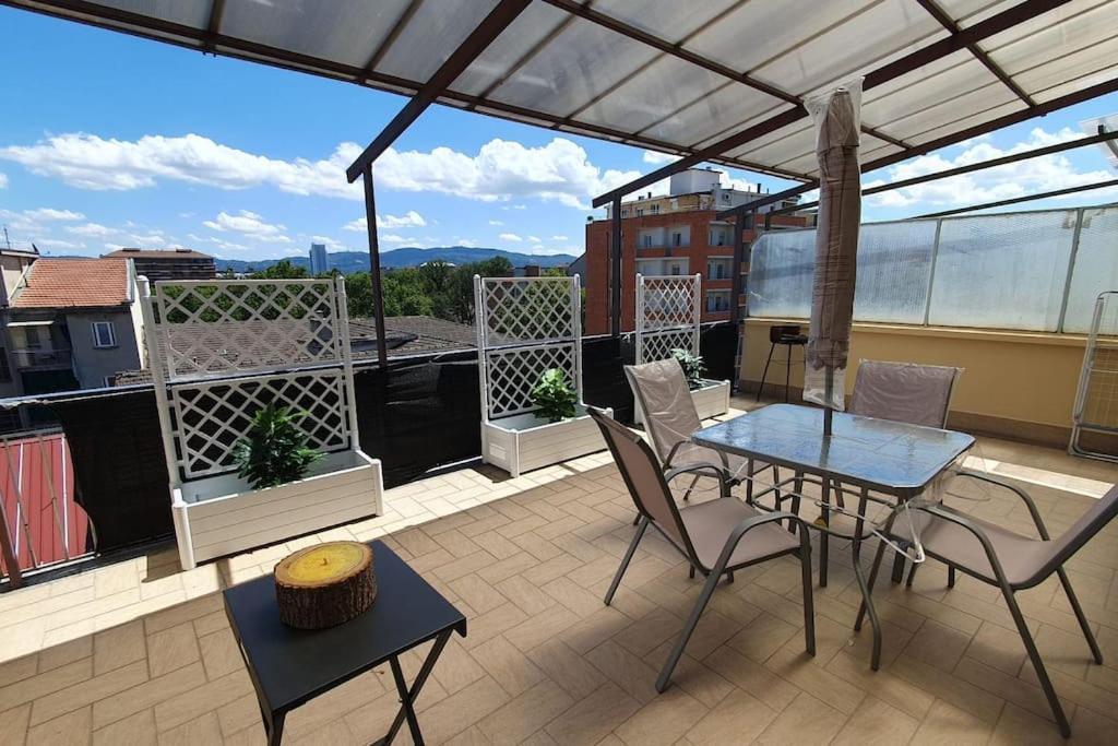 Appartement Tiziana Attico E Terrazzo à Turin Extérieur photo